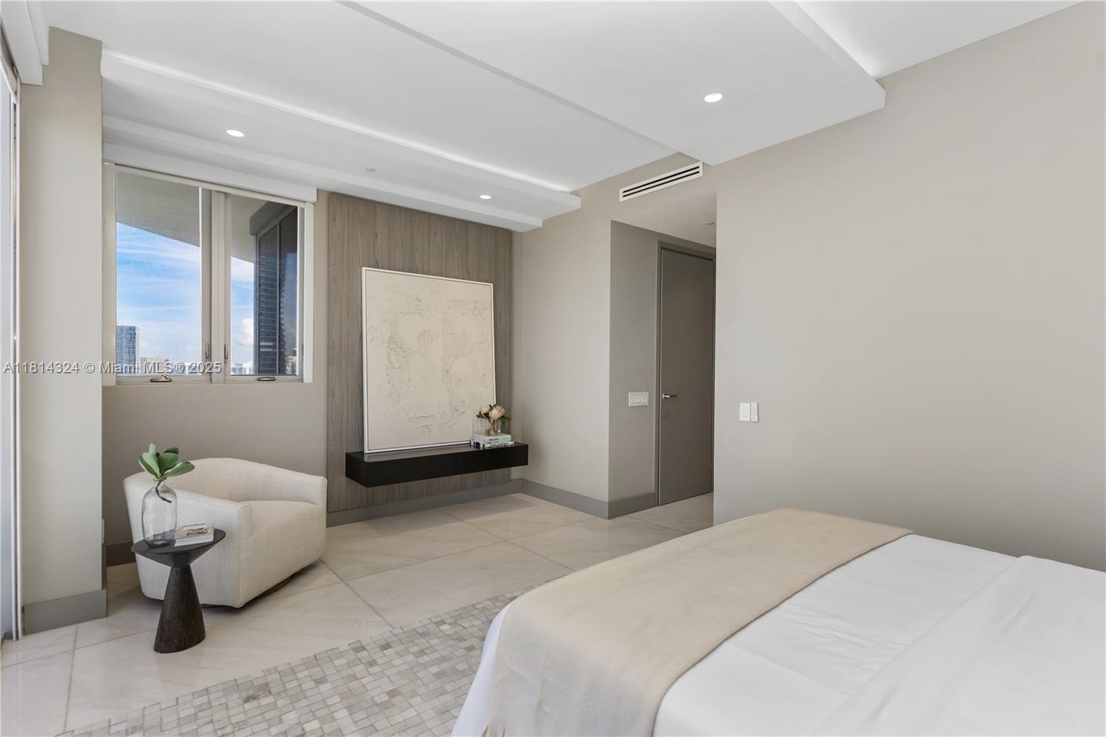 BRICKELLHOUSE CONDO - Residential