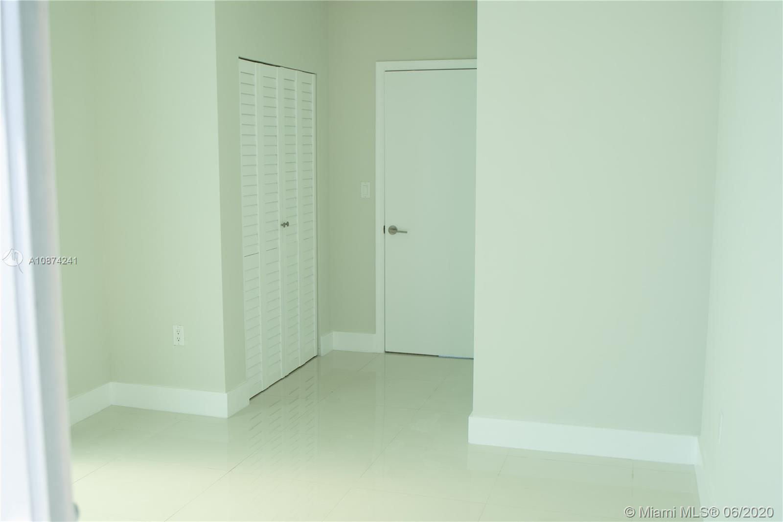 ELOQUENCE ON THE BAY COND - Residential Lease