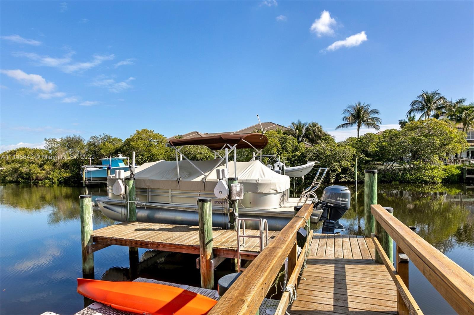 Islands of Jupiter - Residential