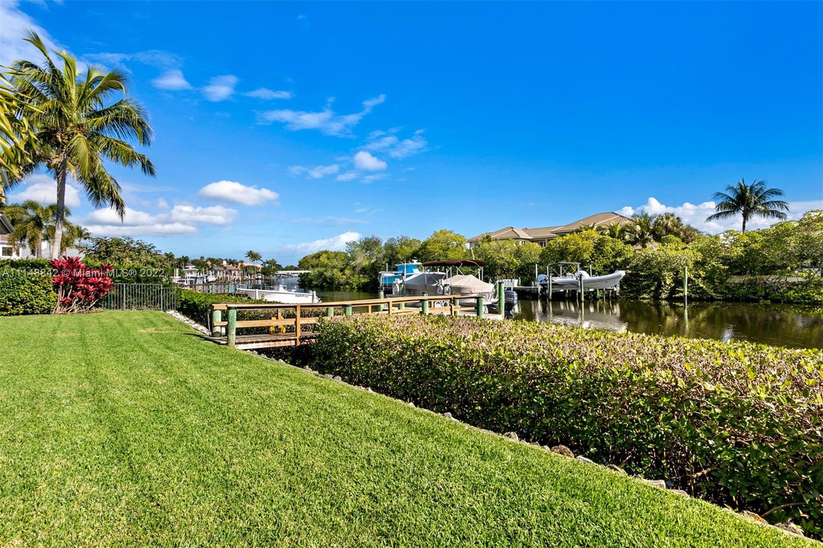 Islands of Jupiter - Residential