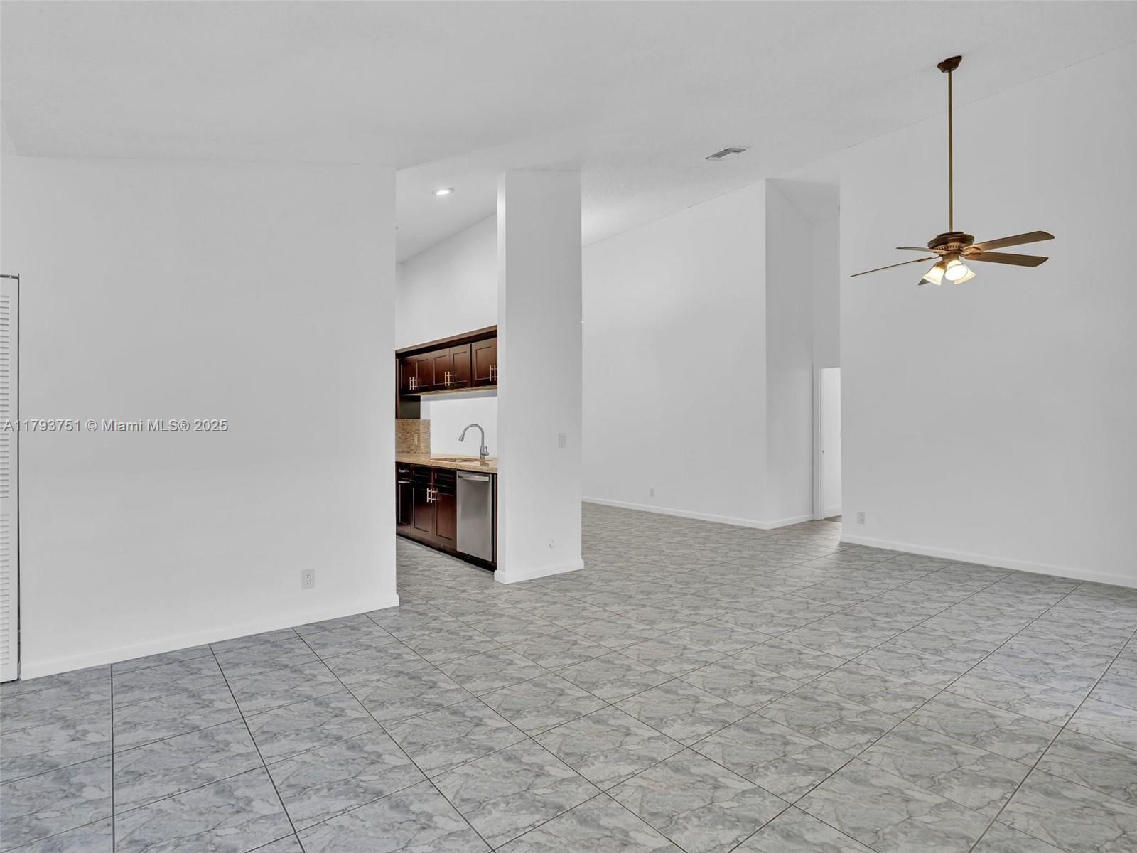 5201 SW 31st Ave 130