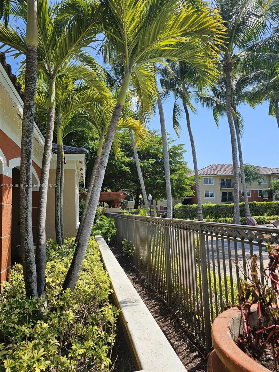 GRAND ISLES CONDO - Residential Lease