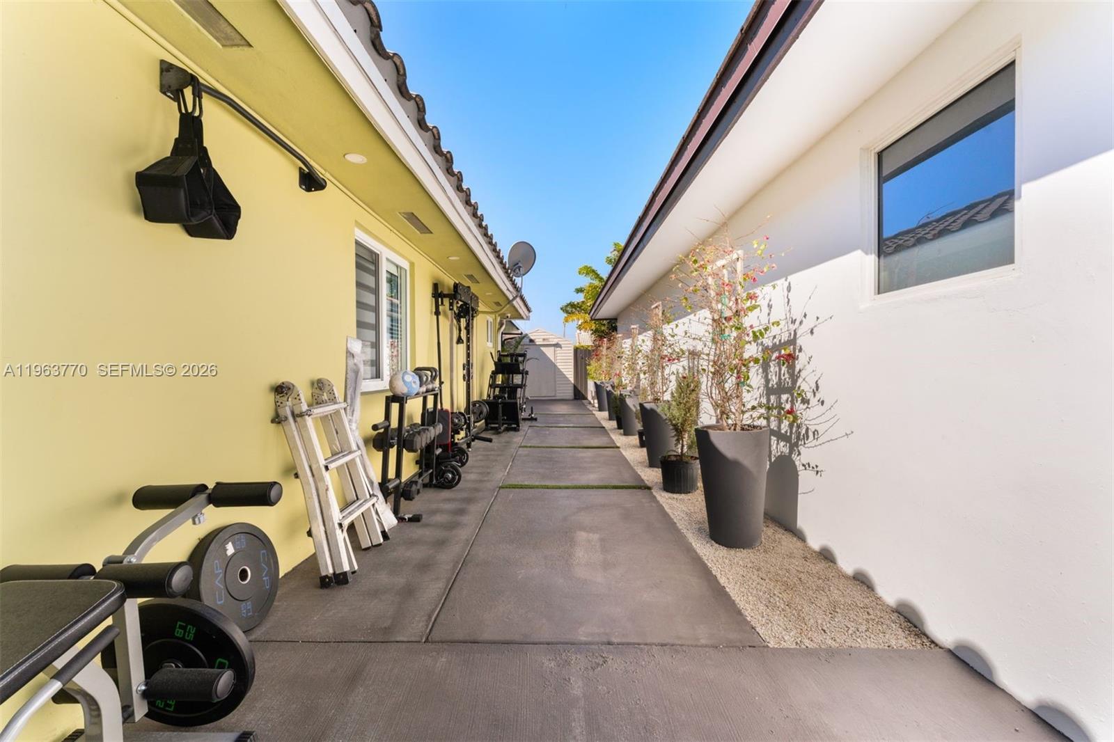 SUPERIOR HOMES ESTATES - Residential