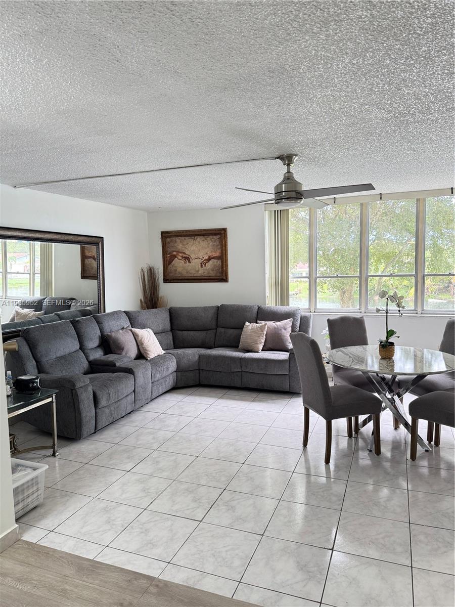SOVEREIGNS CONDO - Residential