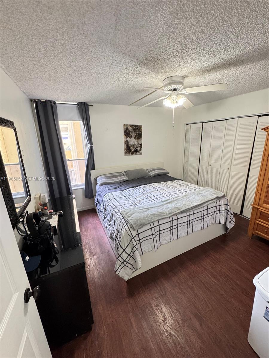 SOVEREIGNS CONDO - Residential