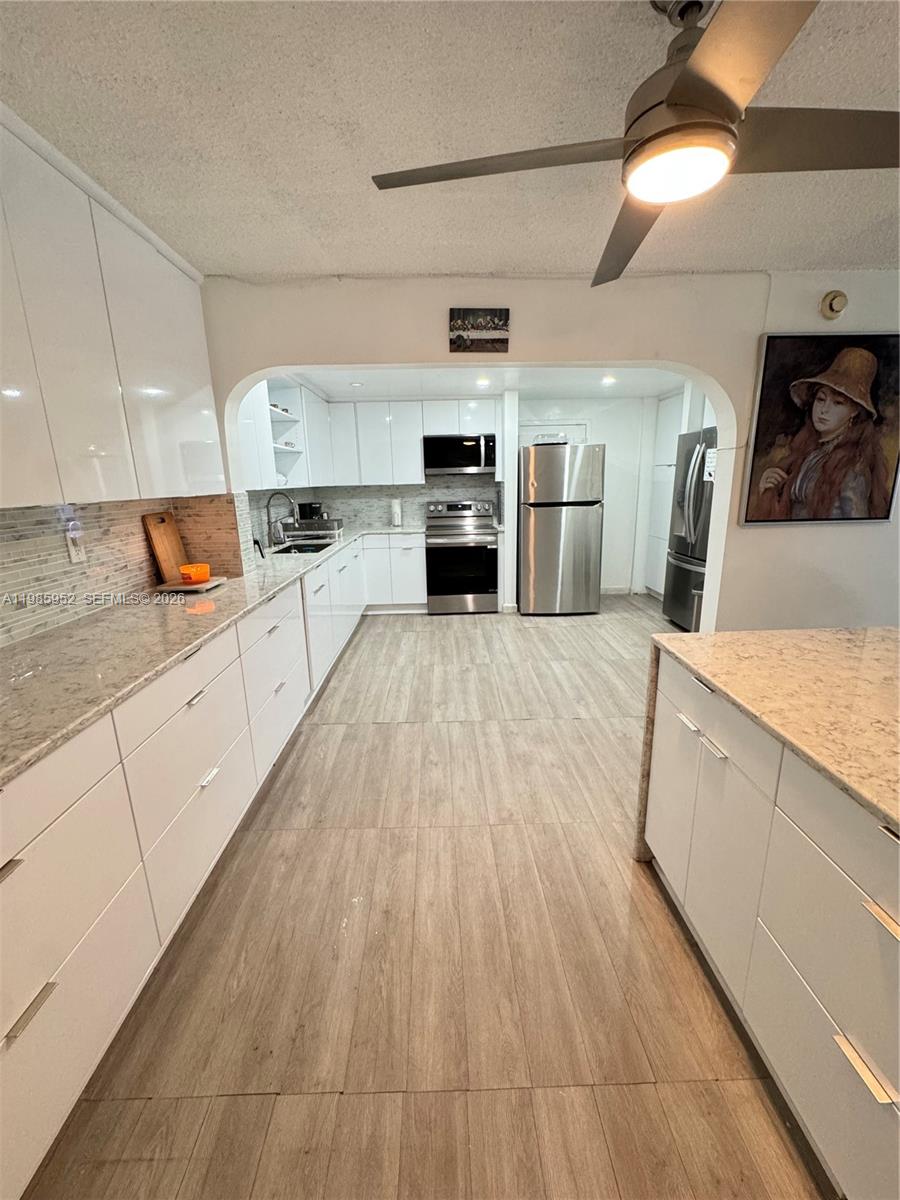 SOVEREIGNS CONDO - Residential