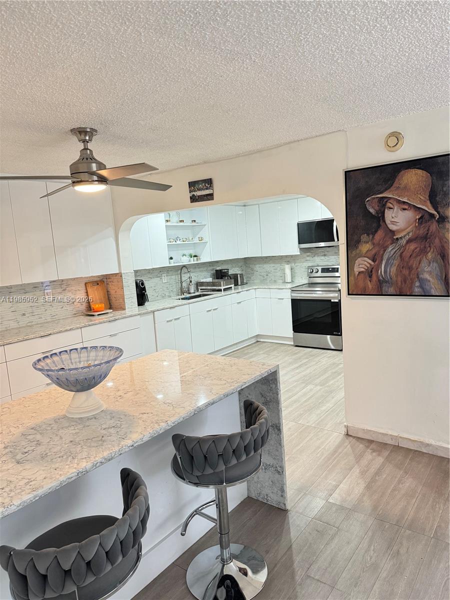 SOVEREIGNS CONDO - Residential