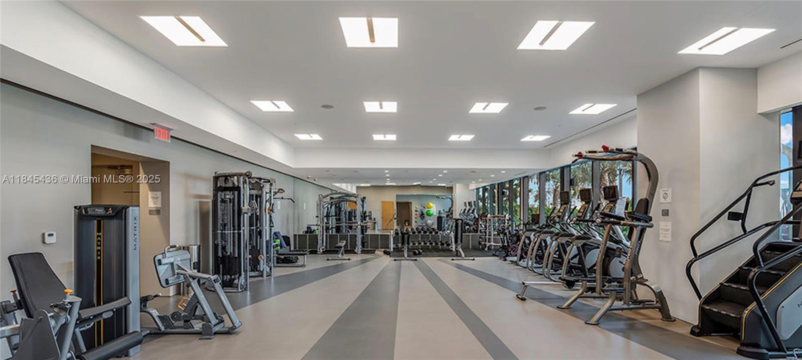 RISE CONDO - Residential