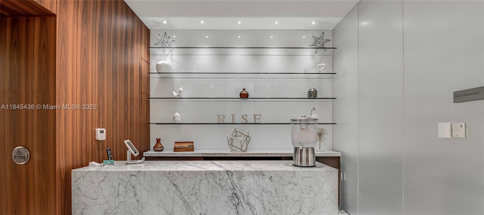 RISE CONDO - Residential