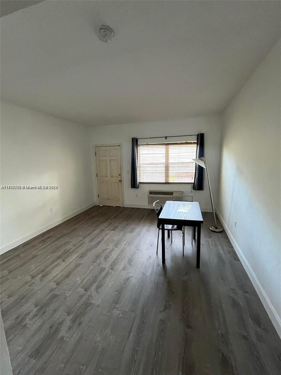 MERIDIAN COURT CONDO - Residential