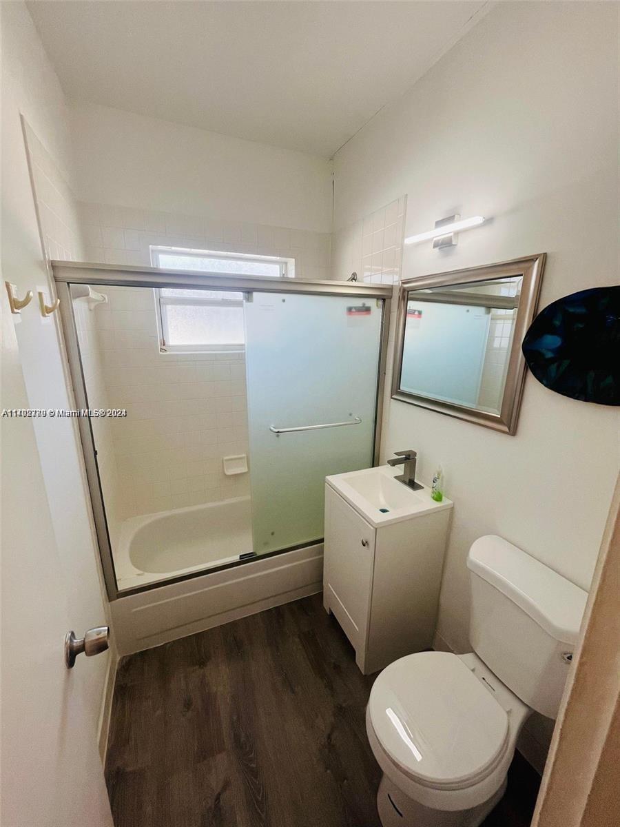 MERIDIAN COURT CONDO - Residential