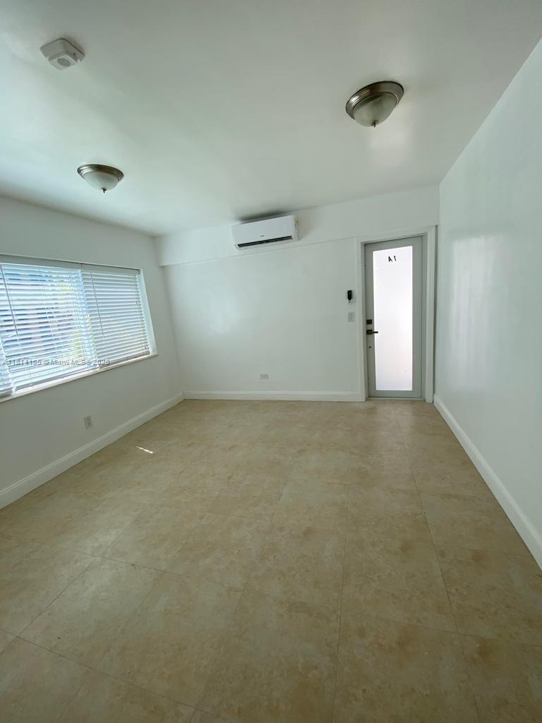 220 Collins Ave 1A