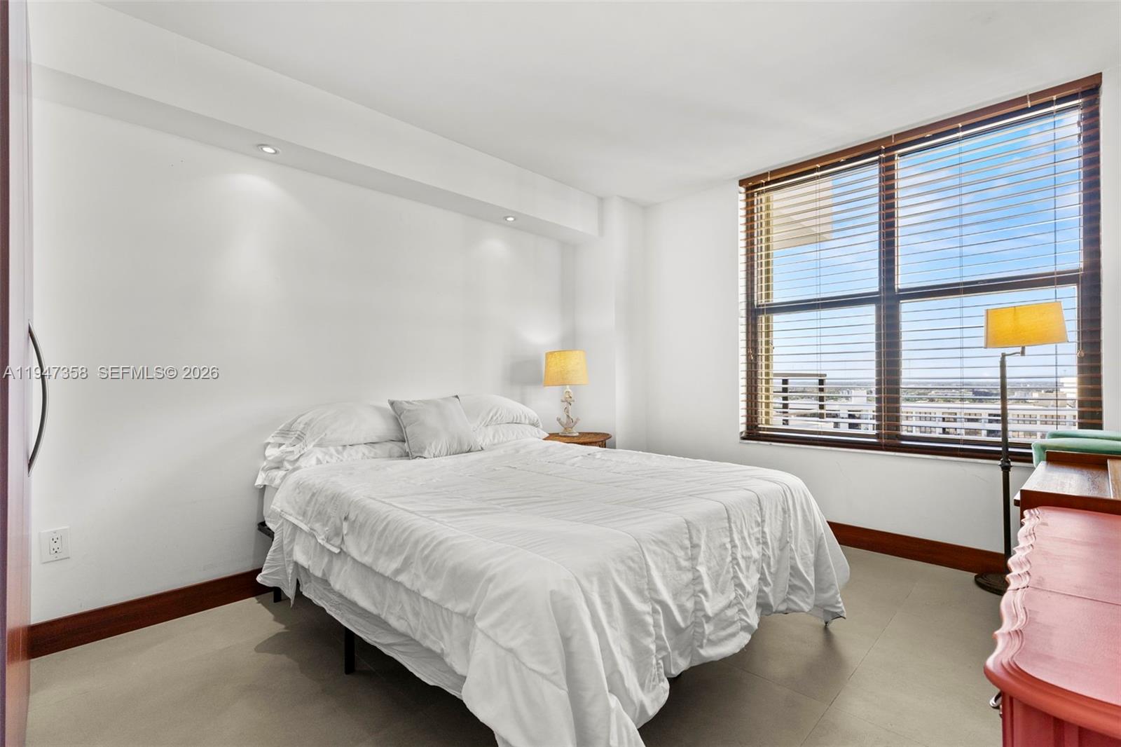 OLYMPUS CONDO PHASE - Residential