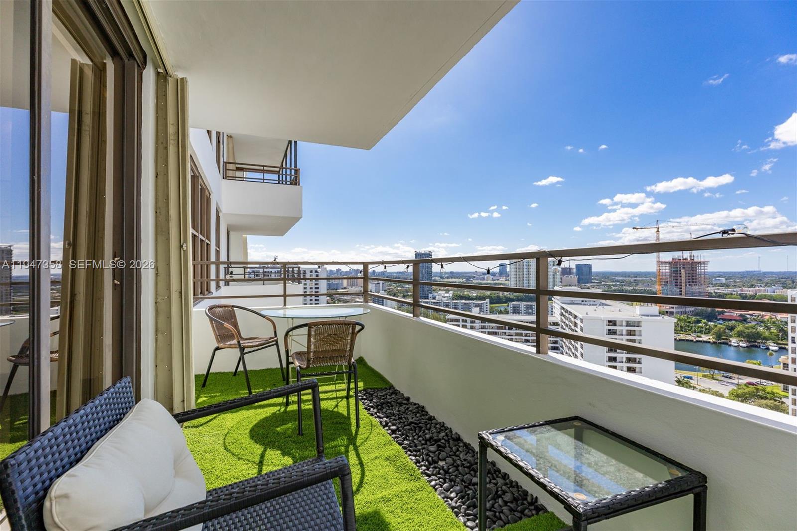 OLYMPUS CONDO PHASE - Residential