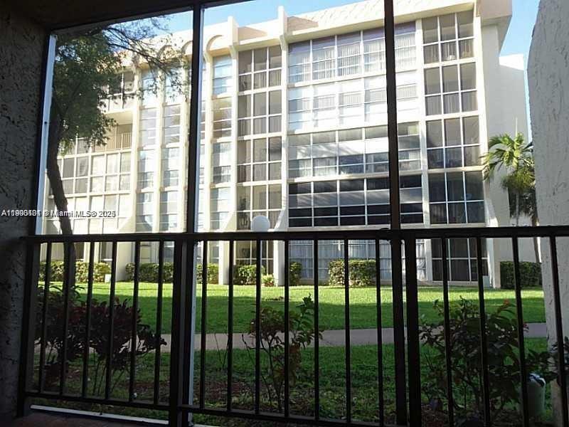 DESOTO PARK CONDO - Residential Lease