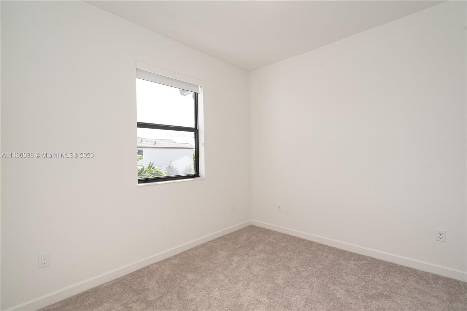 Sunset Pines - Residential Lease