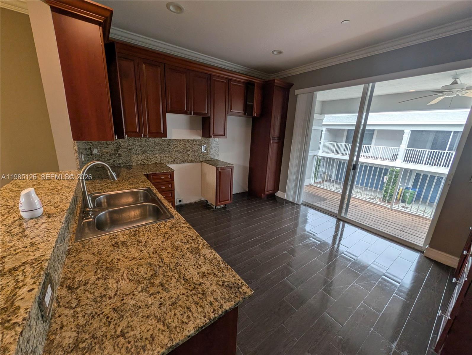 HIGHLAND ESTATES - Residential