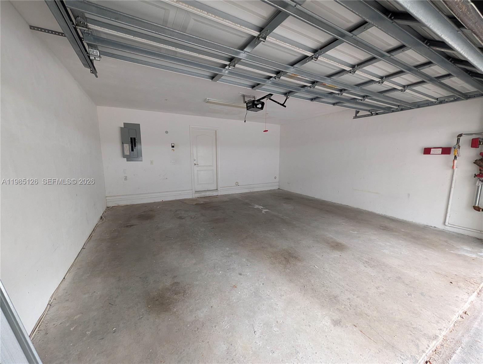 HIGHLAND ESTATES - Residential