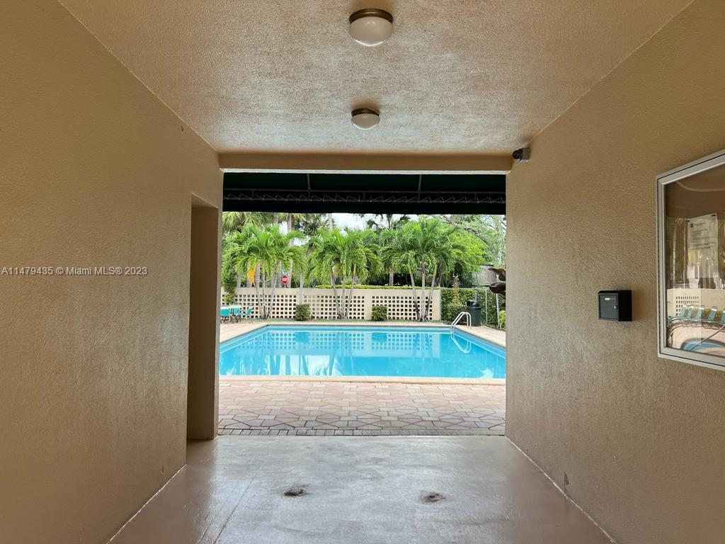 Kendall Center - Residential