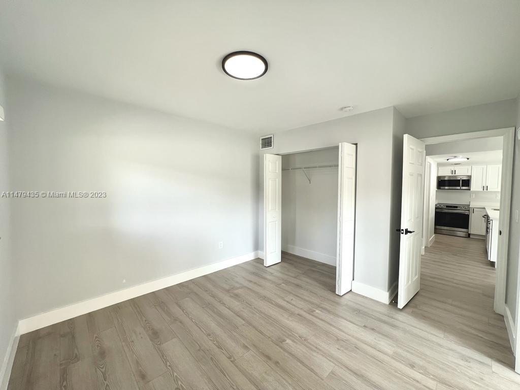 Kendall Center - Residential