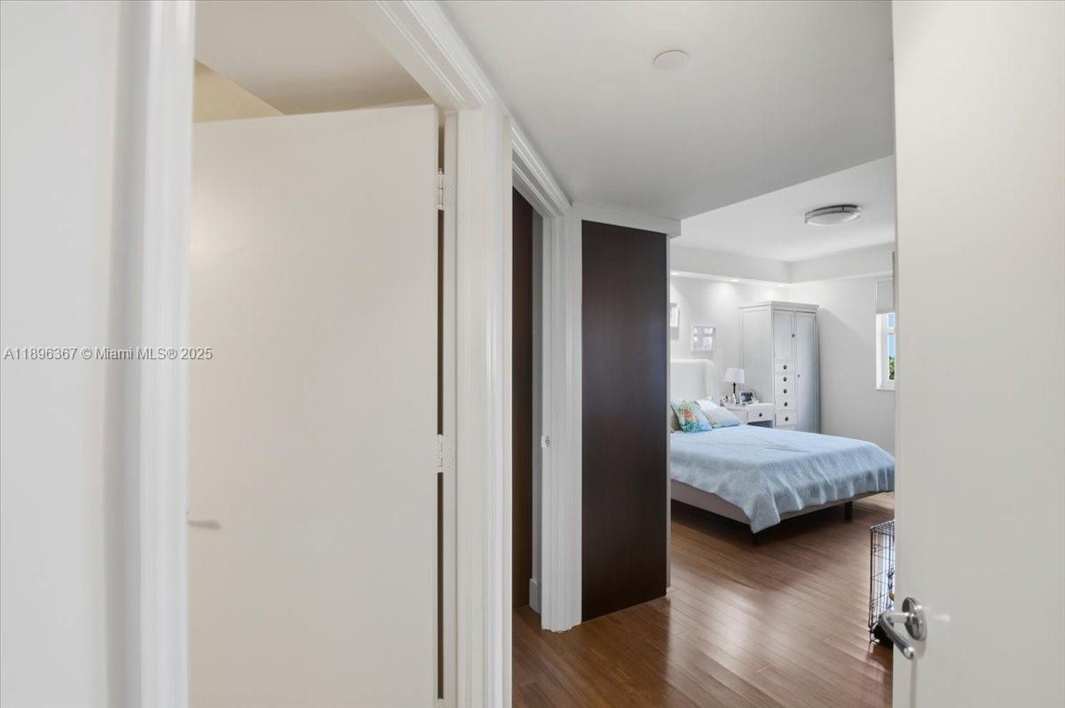 TURNBERRY VLG NO TOWER CO - Residential Lease