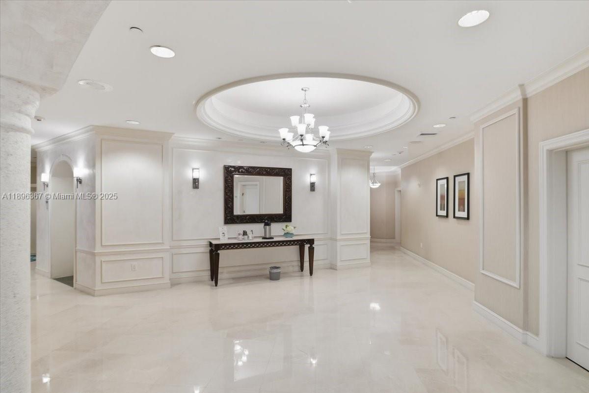 TURNBERRY VLG NO TOWER CO - Residential Lease