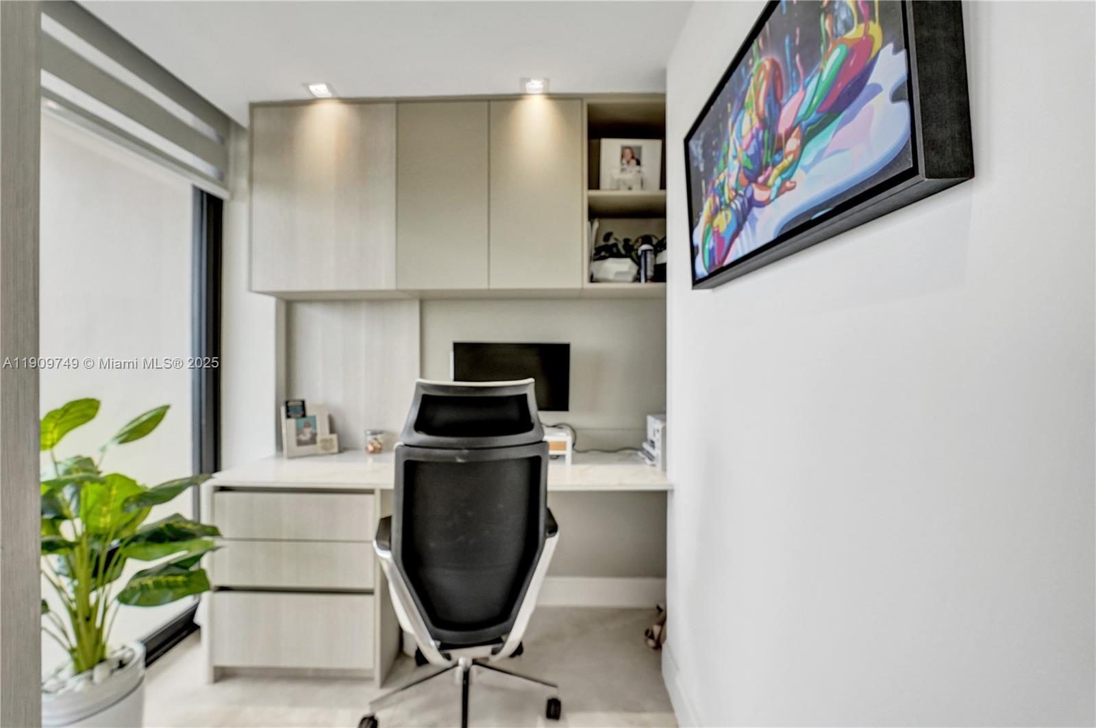 TURNBERRY ISLE SOUTH COND - Residential Lease