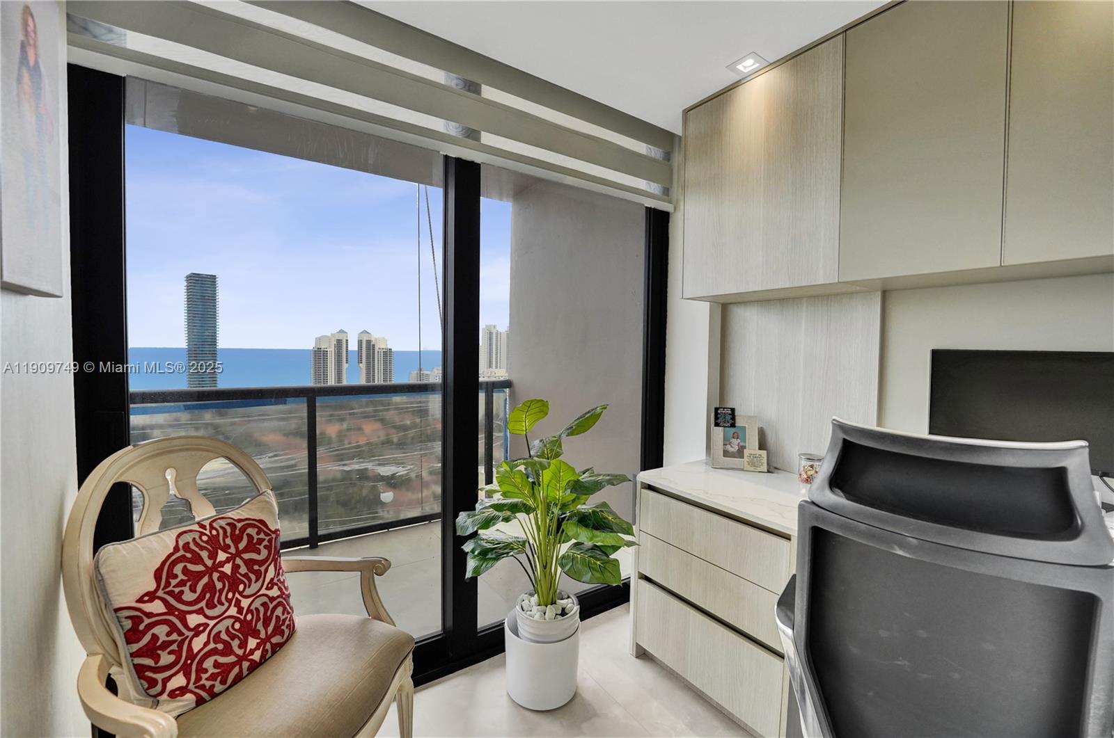 TURNBERRY ISLE SOUTH COND - Residential Lease