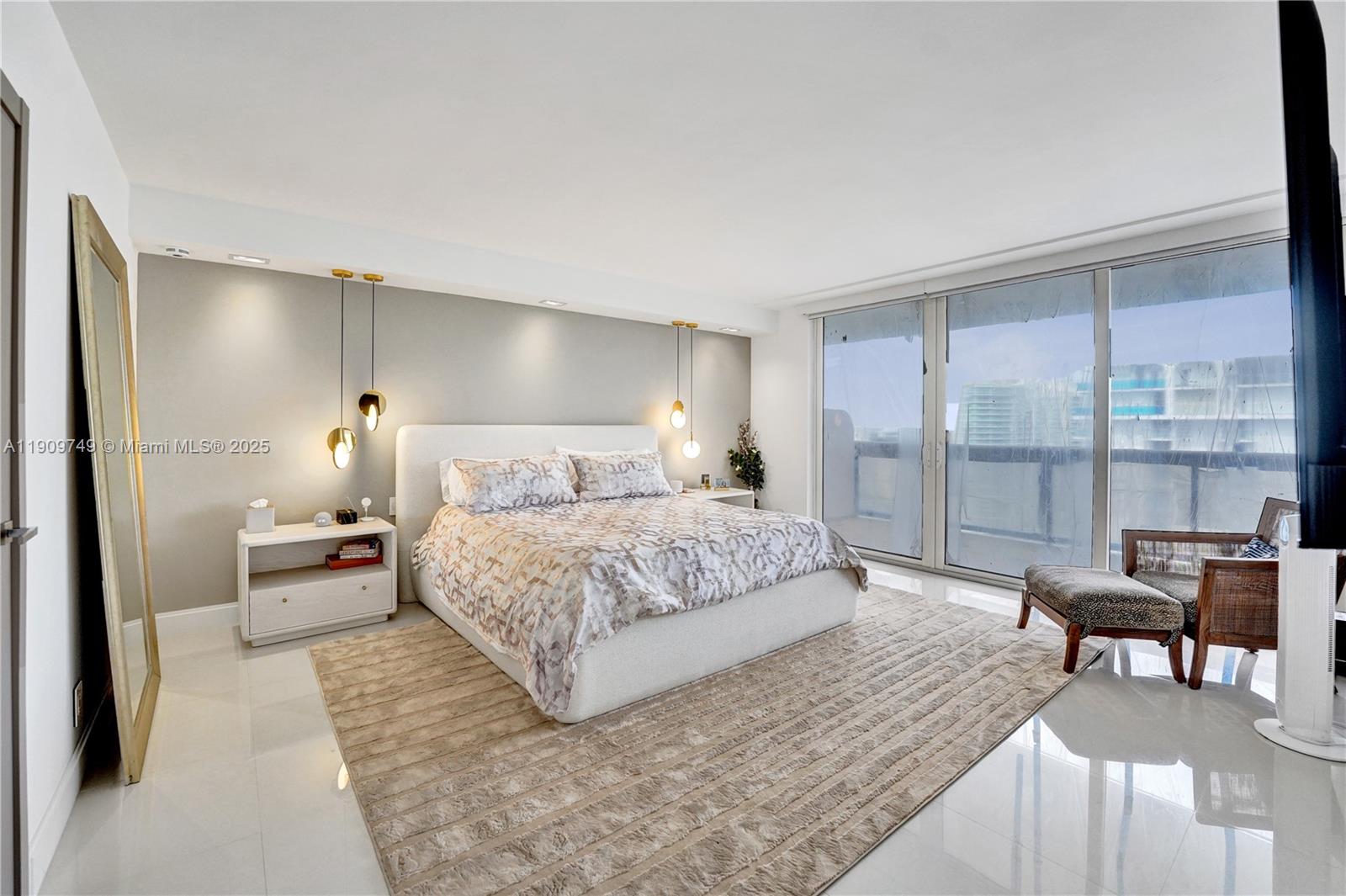 TURNBERRY ISLE SOUTH COND - Residential Lease