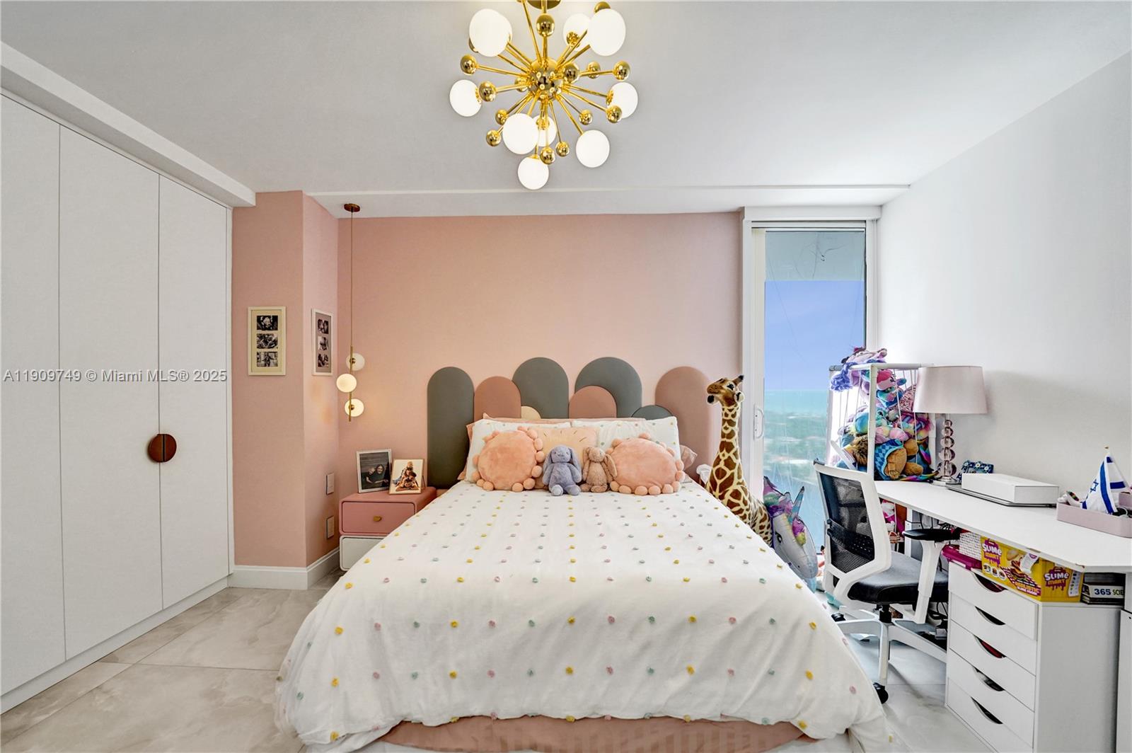 TURNBERRY ISLE SOUTH COND - Residential Lease