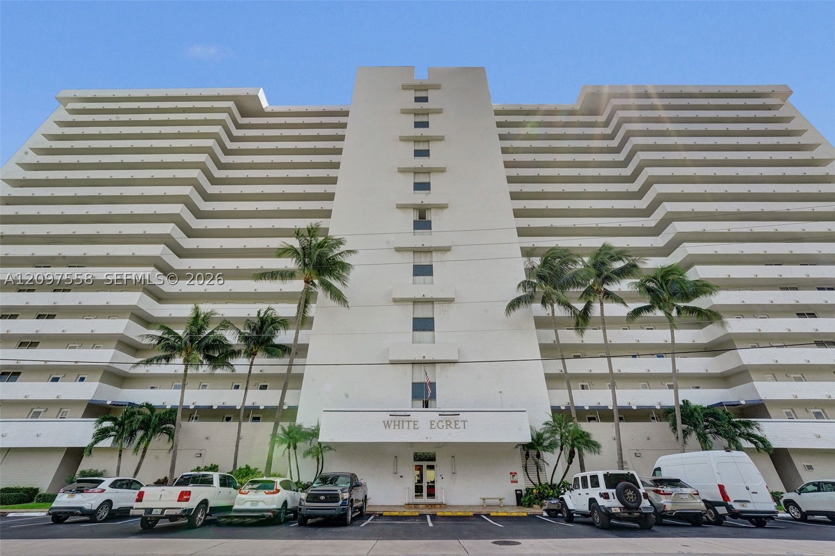 2200 NE 33rd Ave 3D