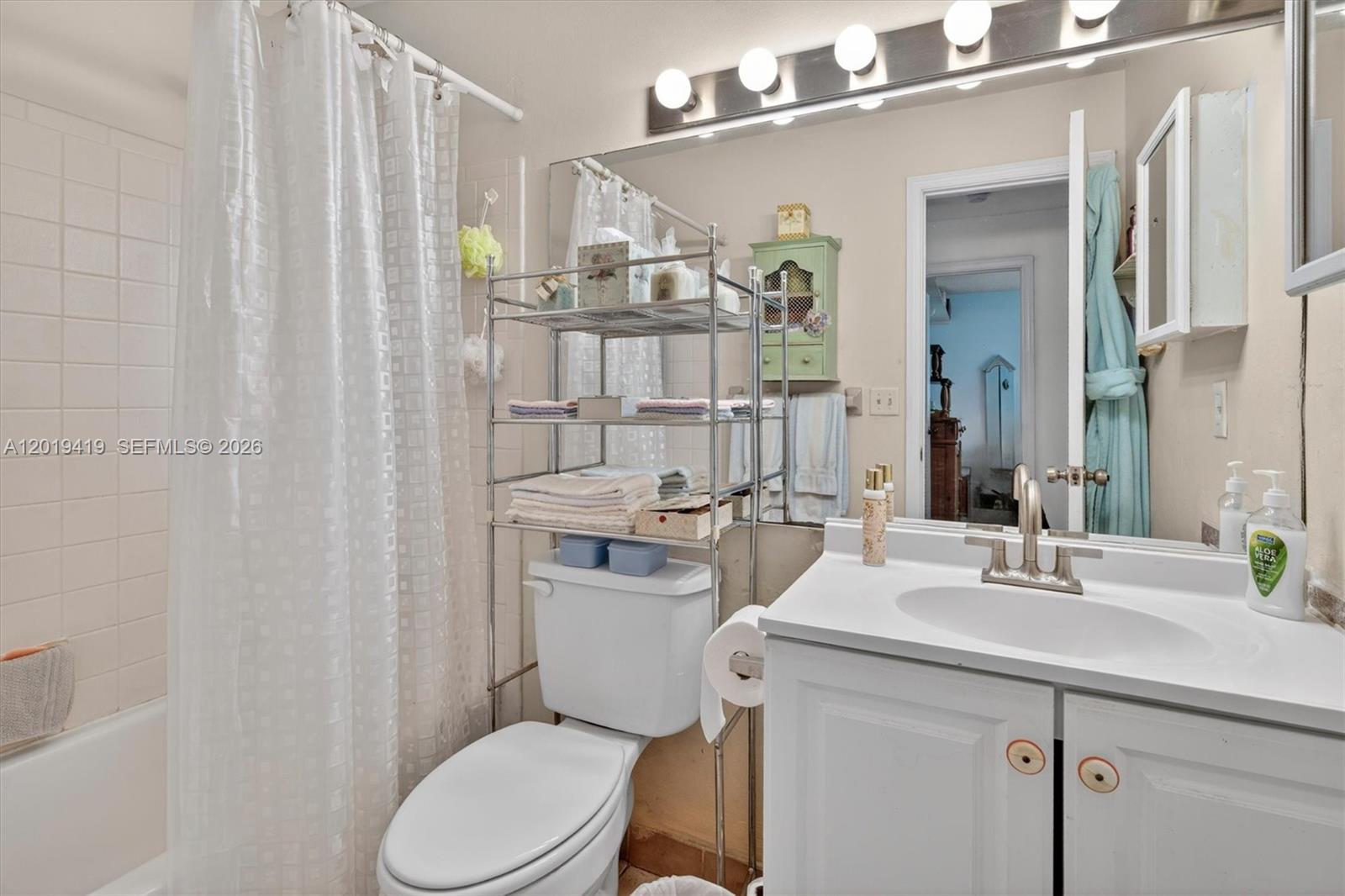 AMERICAN HOMES AT BOCA RA - Residential