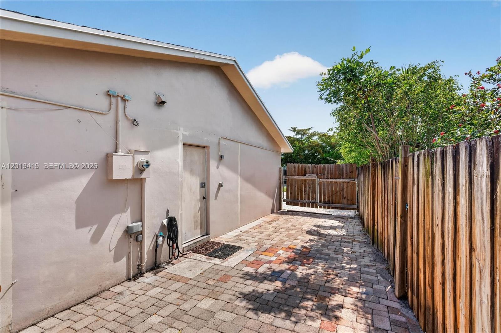 AMERICAN HOMES AT BOCA RA - Residential
