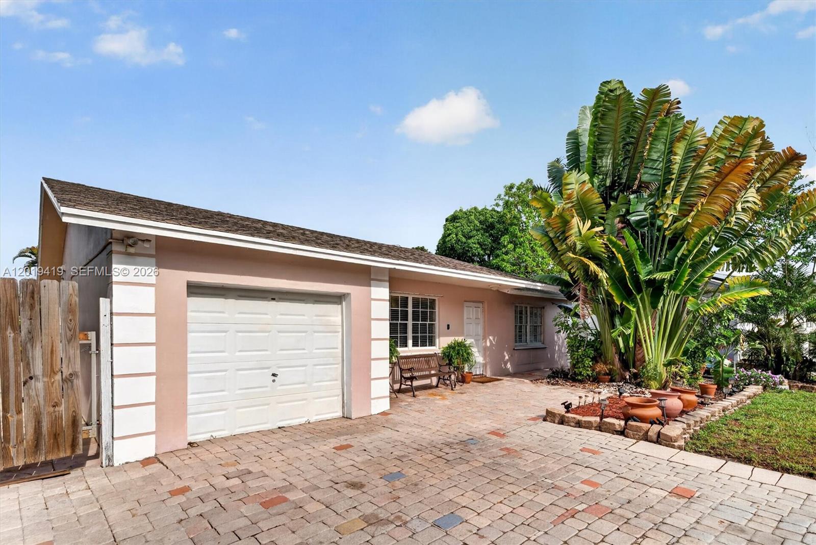 AMERICAN HOMES AT BOCA RA - Residential