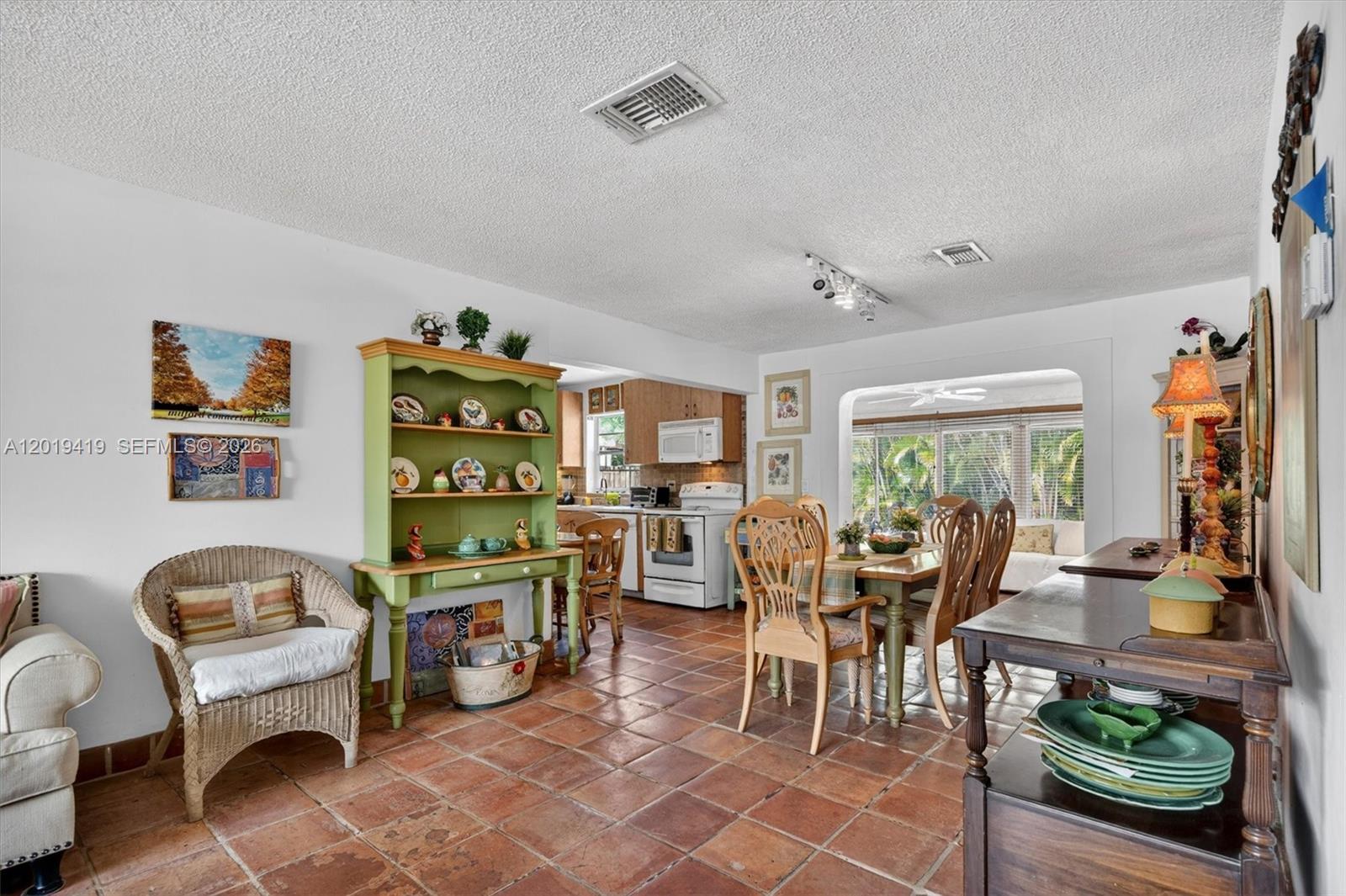 AMERICAN HOMES AT BOCA RA - Residential