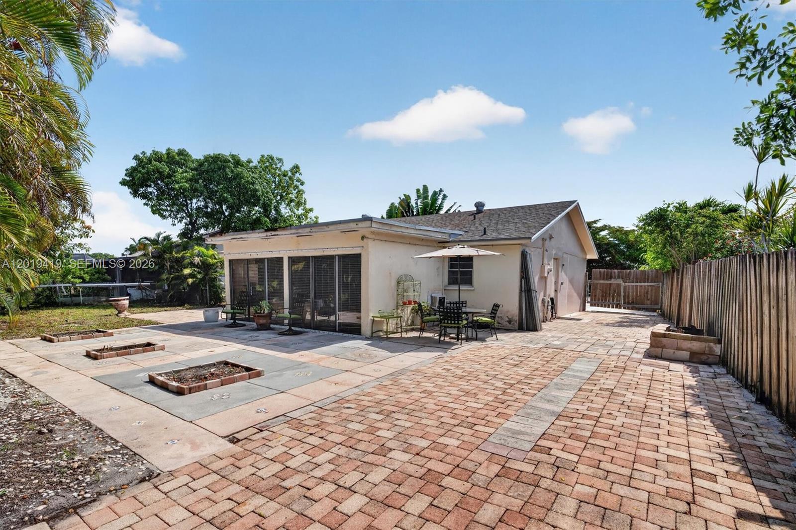 AMERICAN HOMES AT BOCA RA - Residential