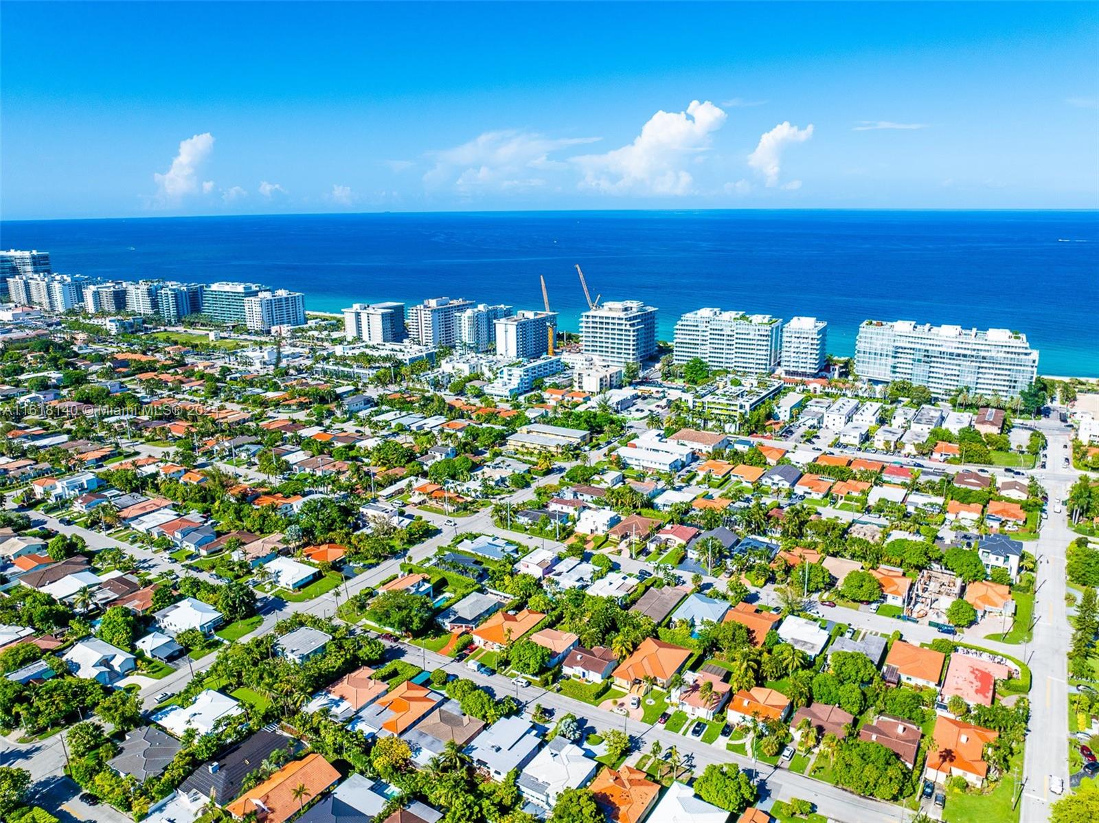 ALTOS DEL MAR NO 4 - Residential