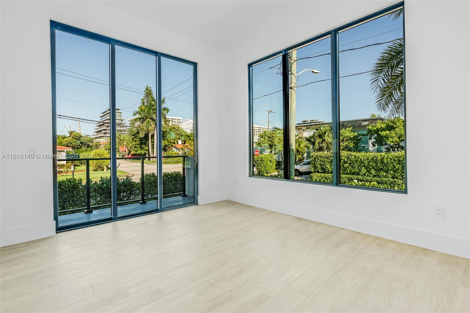 ALTOS DEL MAR NO 4 - Residential