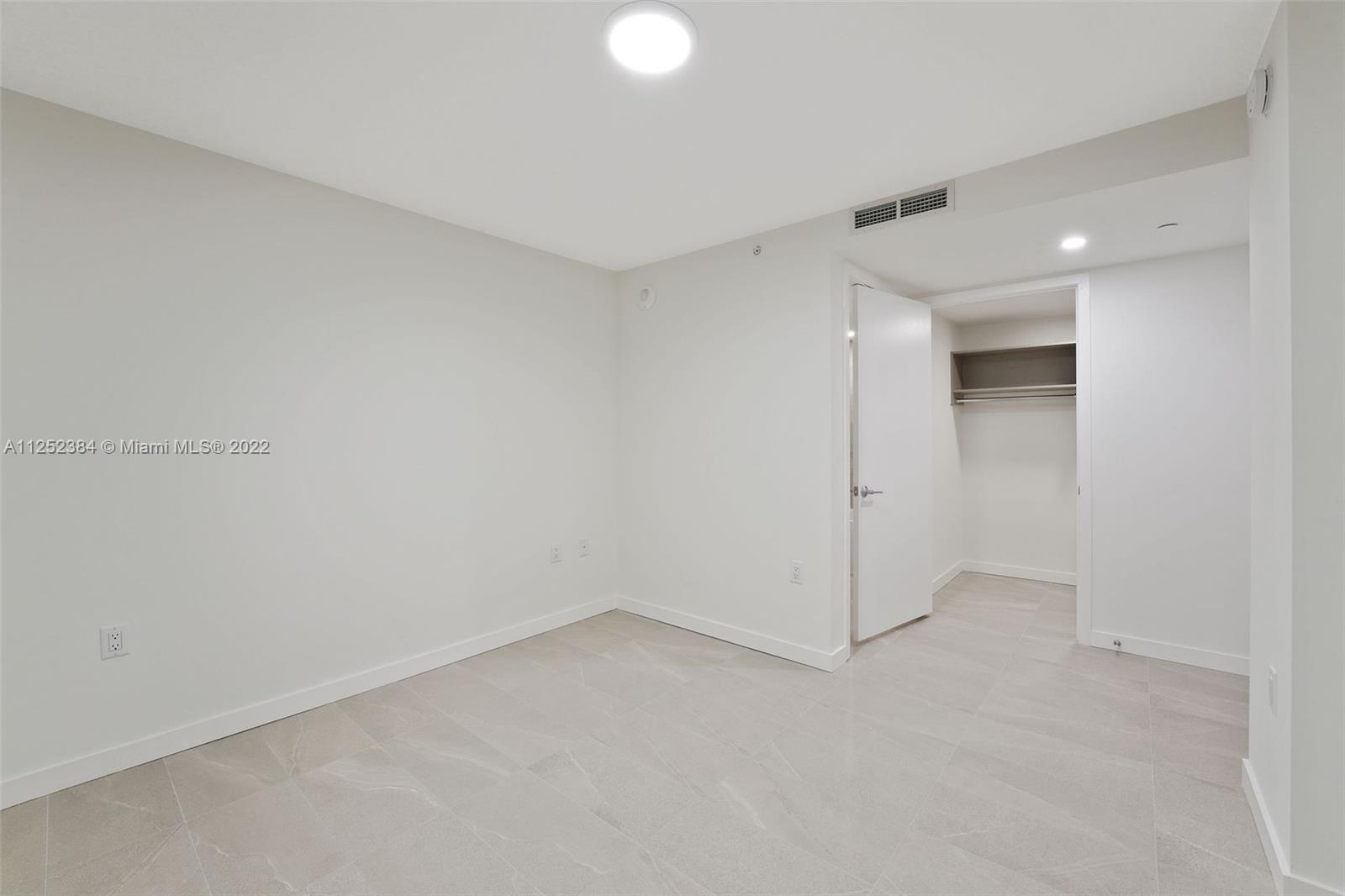 Flamingo Point - Residential Lease