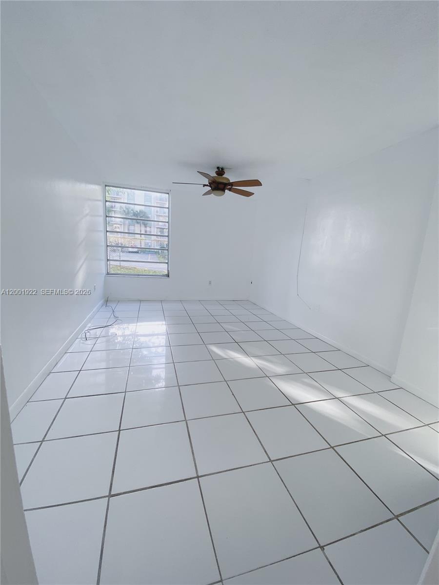 PINEBARK CONDO NO 3 - Residential