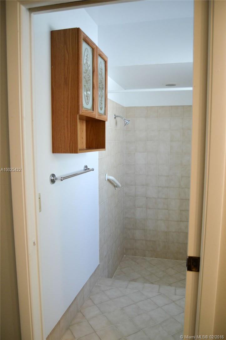 Country Isles Patio Homes - Residential Lease