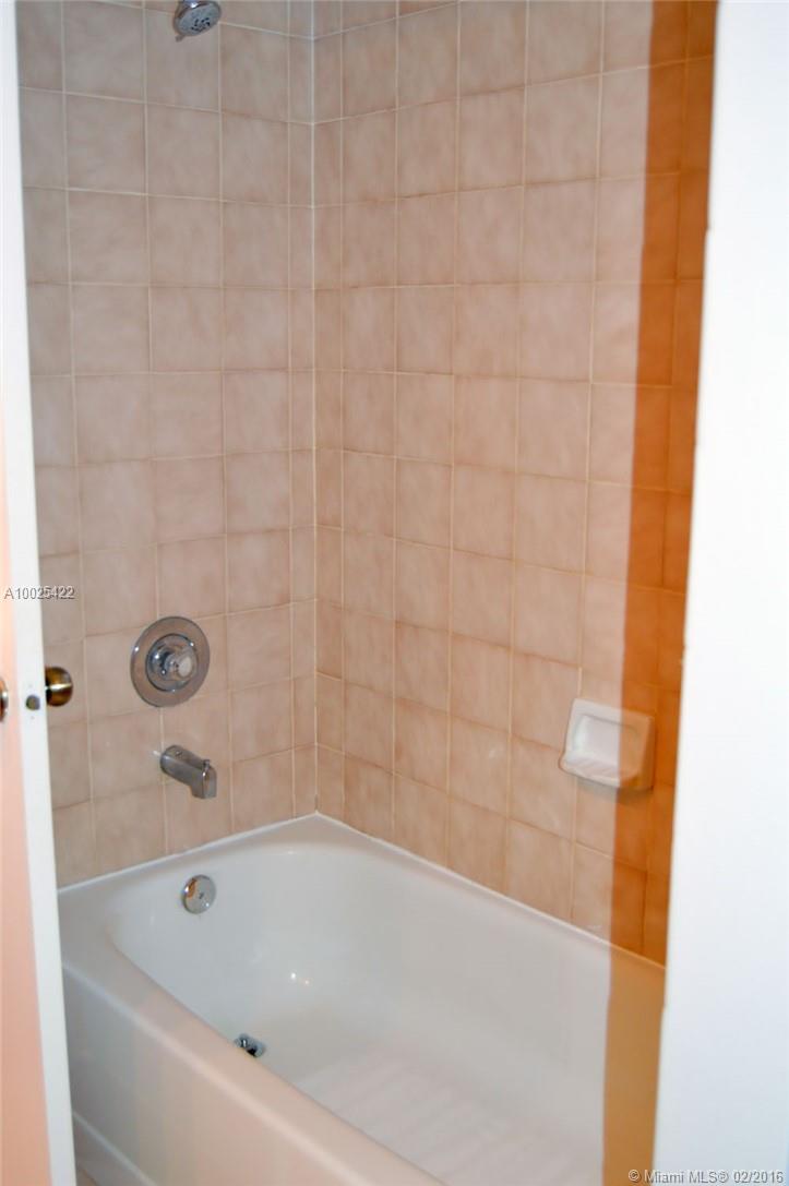 Country Isles Patio Homes - Residential Lease