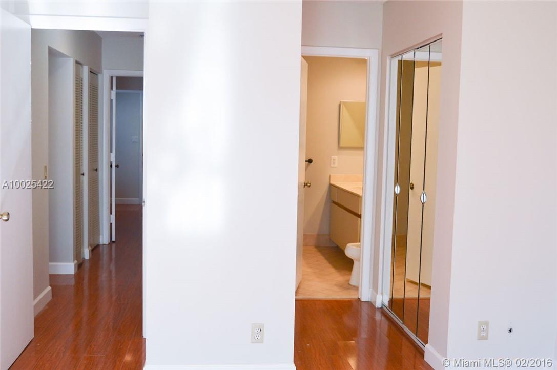 Country Isles Patio Homes - Residential Lease