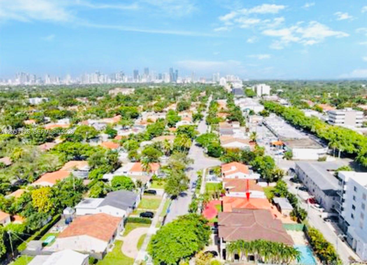2424 SW 21st Ter