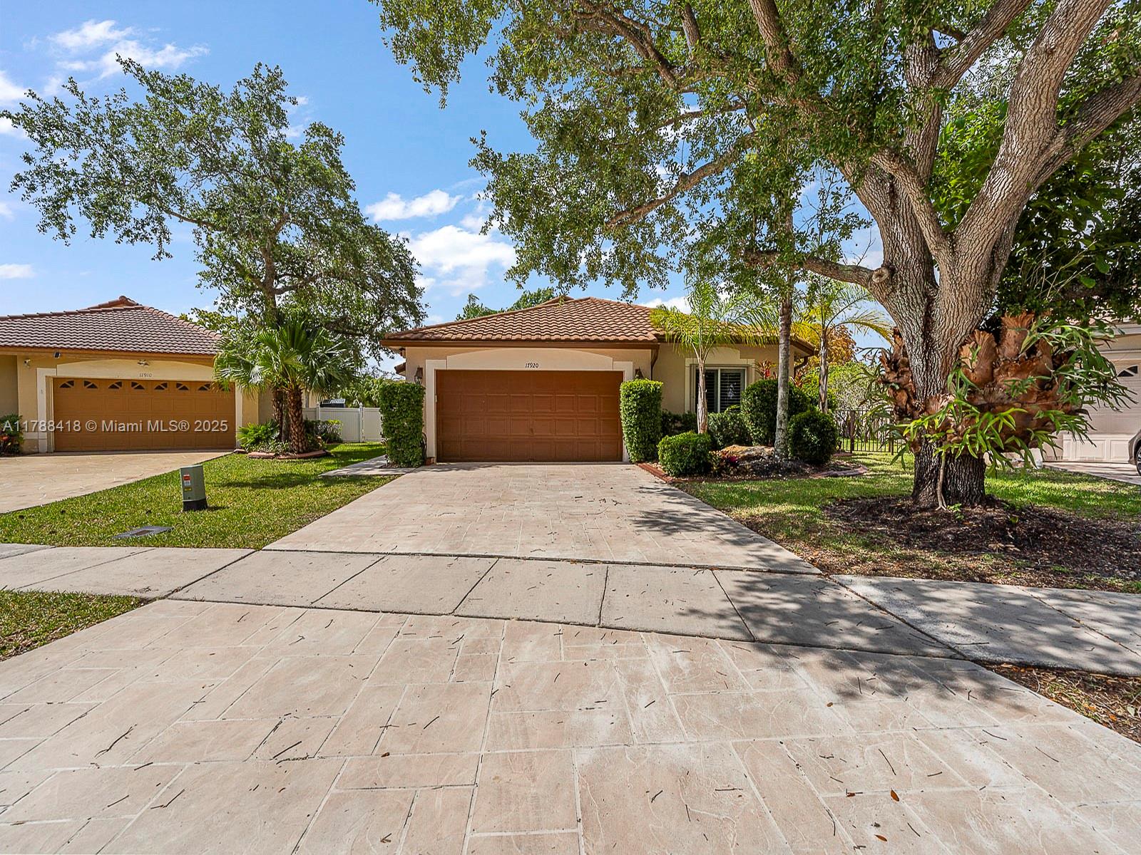 Property for Sale at 17920 Nw 19th St, Pembroke Pines, Miami-Dade County, Florida - Bedrooms: 3 
Bathrooms: 2  - $699,000