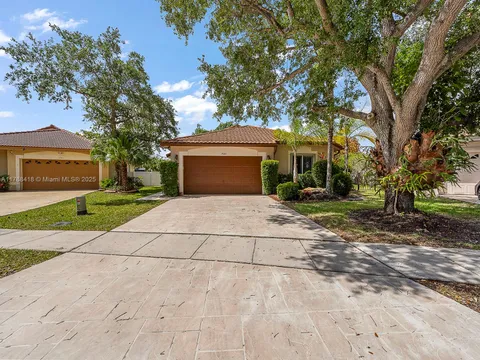17920 NW 19th St, Pembroke Pines, FL 33029 - MLS#: A11788418