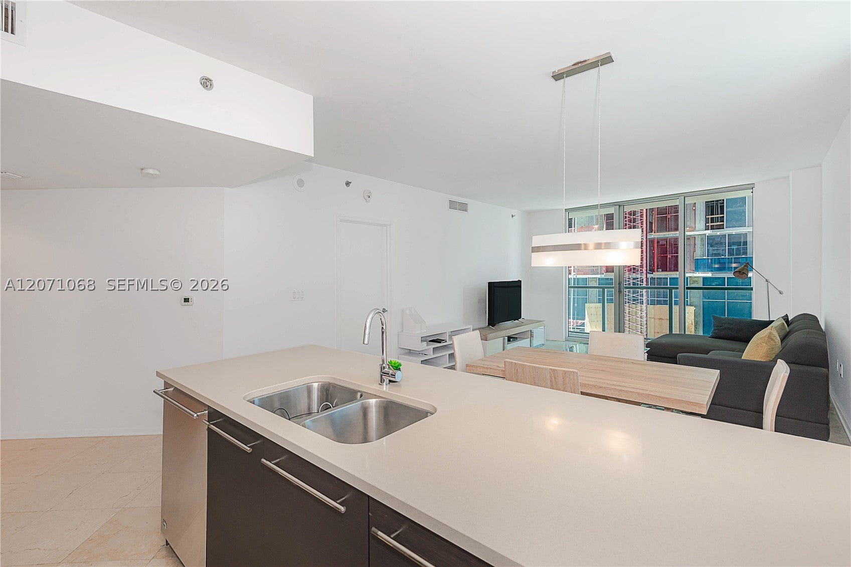 55 SE 6th St 1507