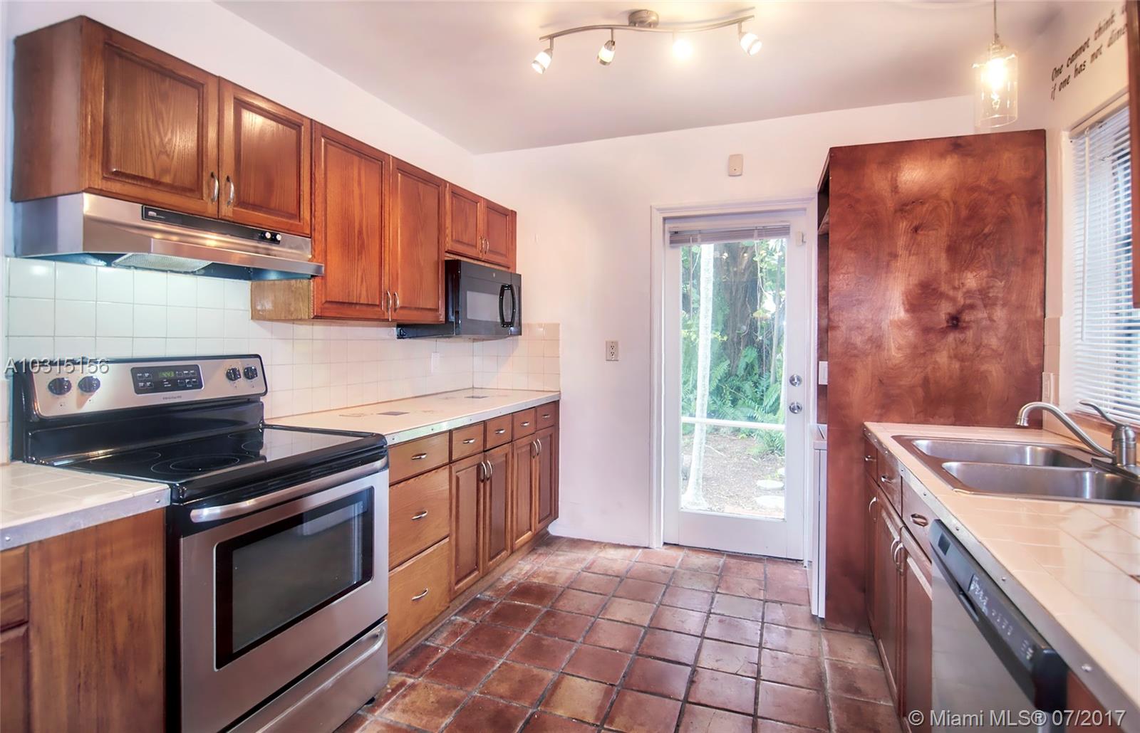 BAYWOOD - Residential Lease