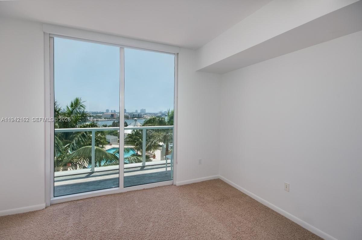 VIZCAYNE SOUTH CONDO - Residential