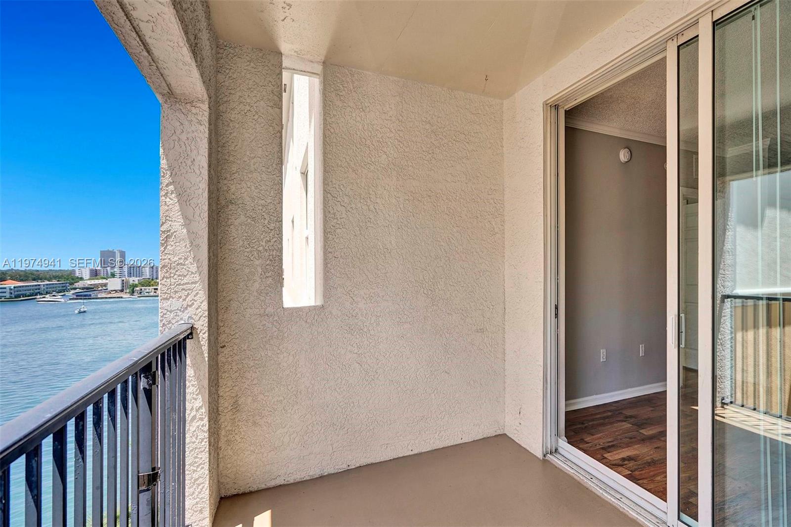 PORTO BELLAGIO CONDO - Residential